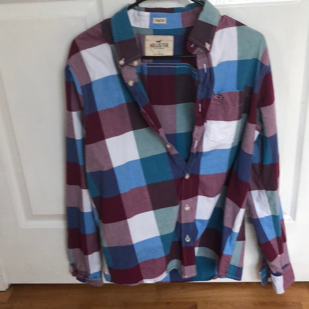 Hollister large means Button up Shirt